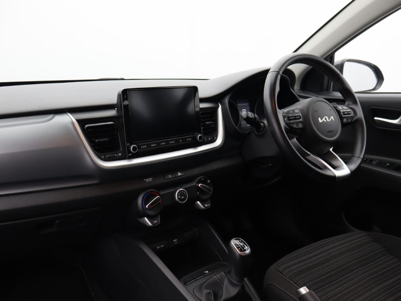 Used Kia Stonic 2022 for sale - 76981673: Photo 12