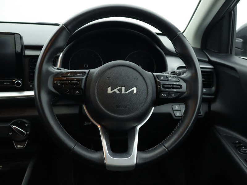 Used Kia Stonic 2022 for sale - 76981673: Photo 13