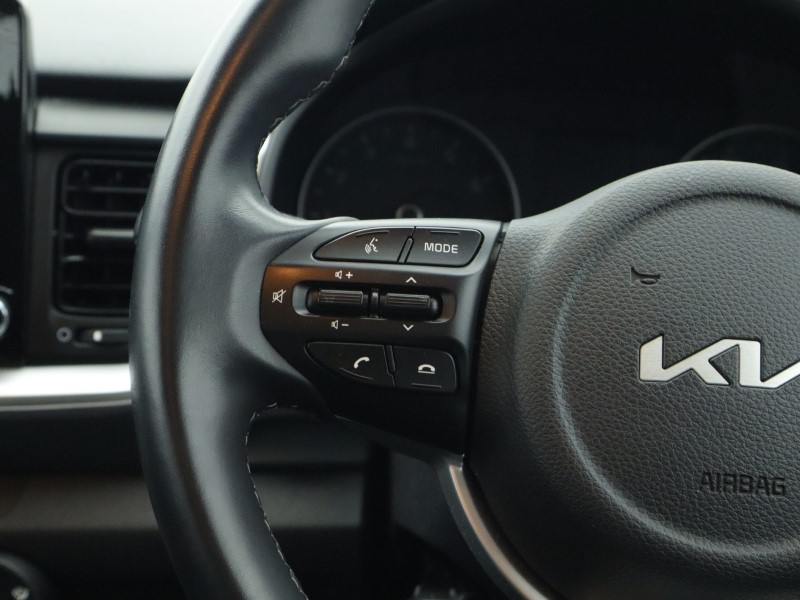 Used Kia Stonic 2022 for sale - 76981673: Photo 14