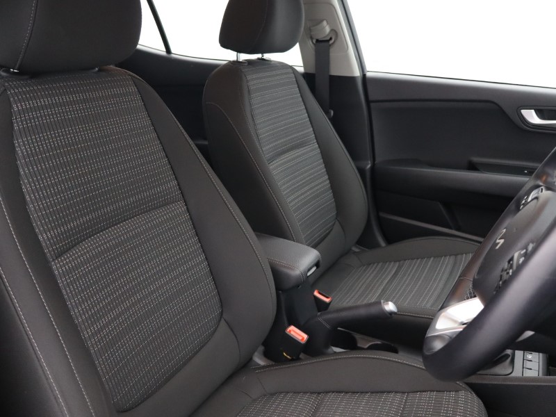 Used Kia Stonic 2022 for sale - 76981673: Photo 21