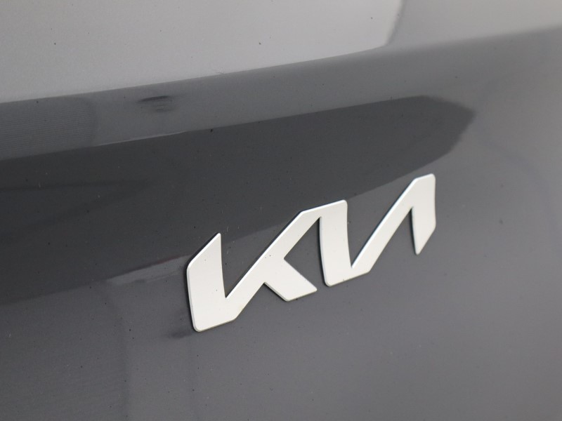 Used Kia Stonic 2022 for sale - 76981673: Photo 36