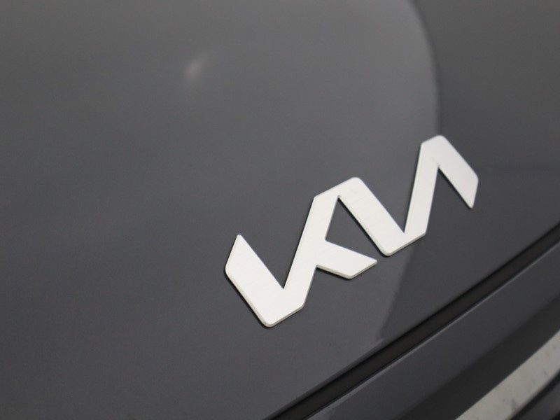 Used Kia Stonic 2022 for sale - 76981673: Photo 42