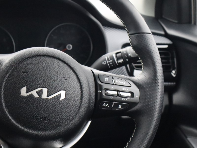 Used Kia Stonic 2024 for sale - 76982179: Photo 14