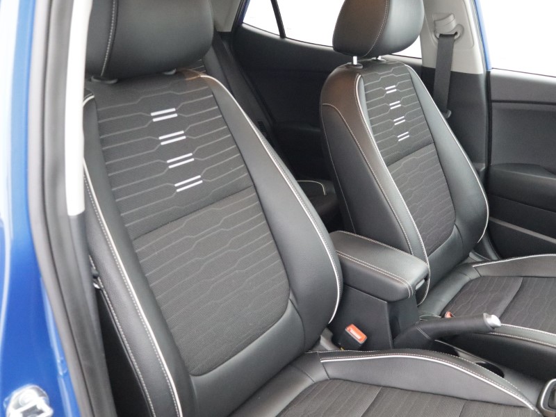 Used Kia Stonic 2023 for sale - 78108899: Photo 31