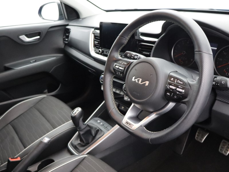 Used Kia Stonic 2023 for sale - 78108899: Photo 32