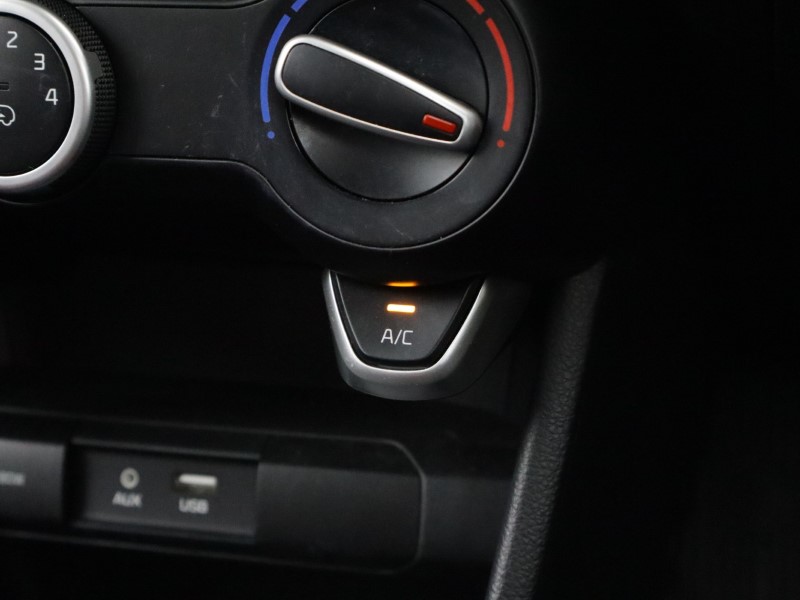 Used Kia Picanto 2018 for sale - 77988569: Photo 28