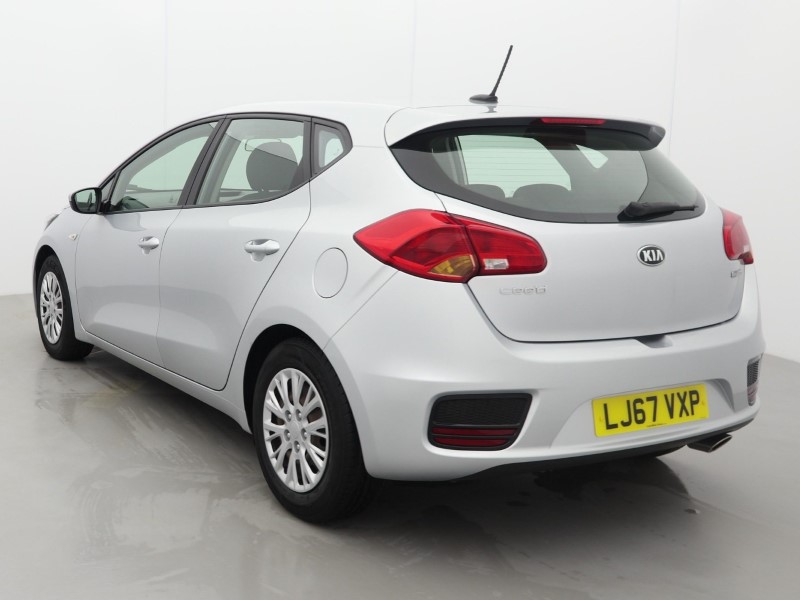 Used Kia Ceed 2017 for sale - 77570176: Photo 3