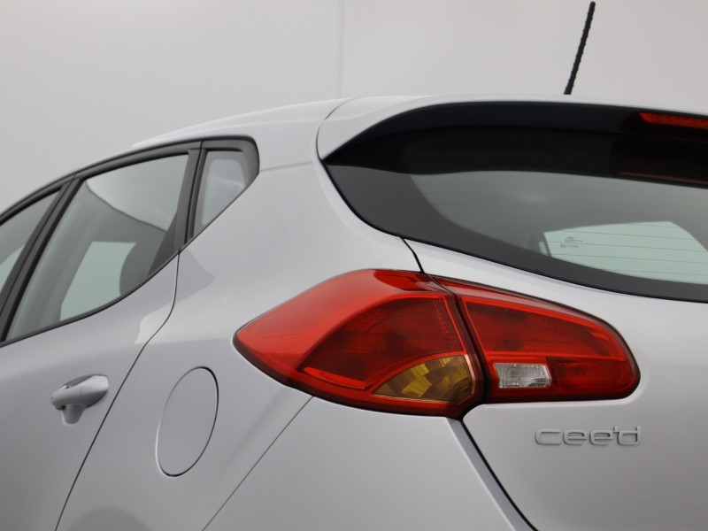 Used Kia Ceed 2017 for sale - 77570176: Photo 34