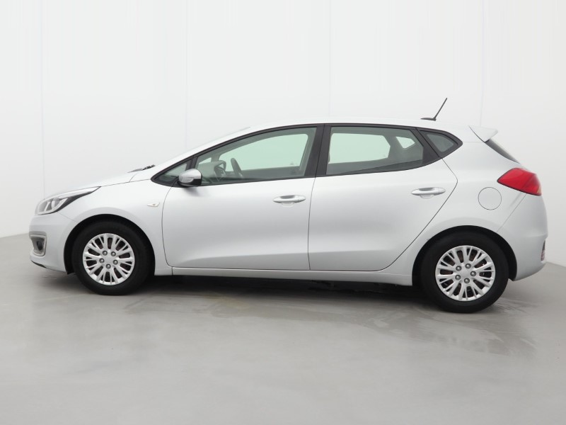 Used Kia Ceed 2017 for sale - 77570176: Photo 6