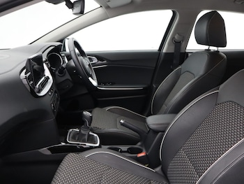 Used Kia XCeed 2025 for sale - 78857991: Photo