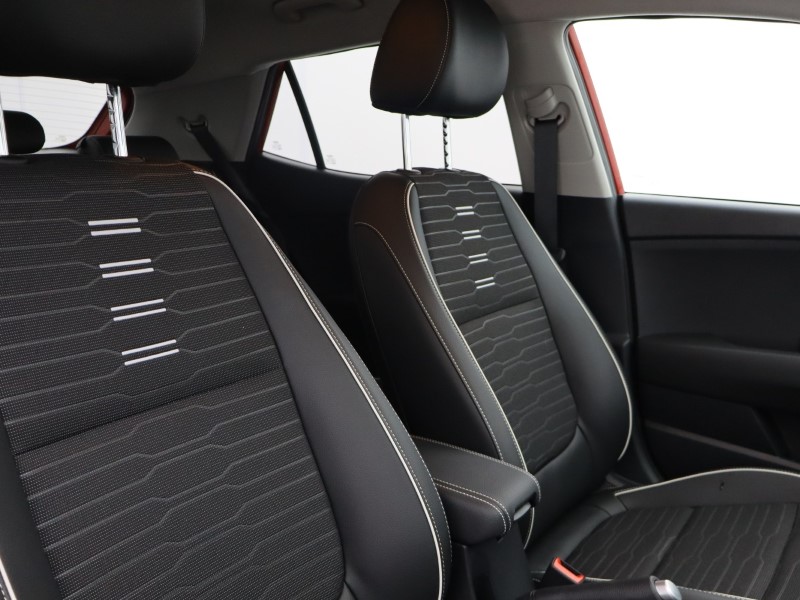 Used Kia Stonic 2025 for sale - 76981525: Photo 11