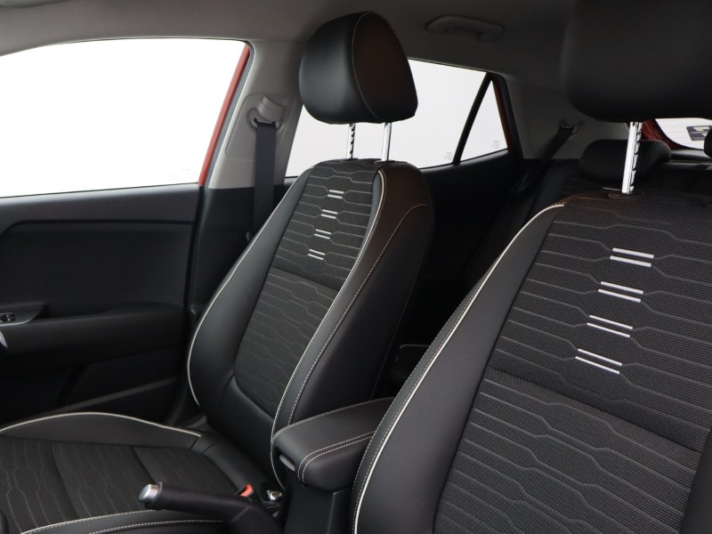 Used Kia Stonic 2025 for sale - 76981525: Photo 12