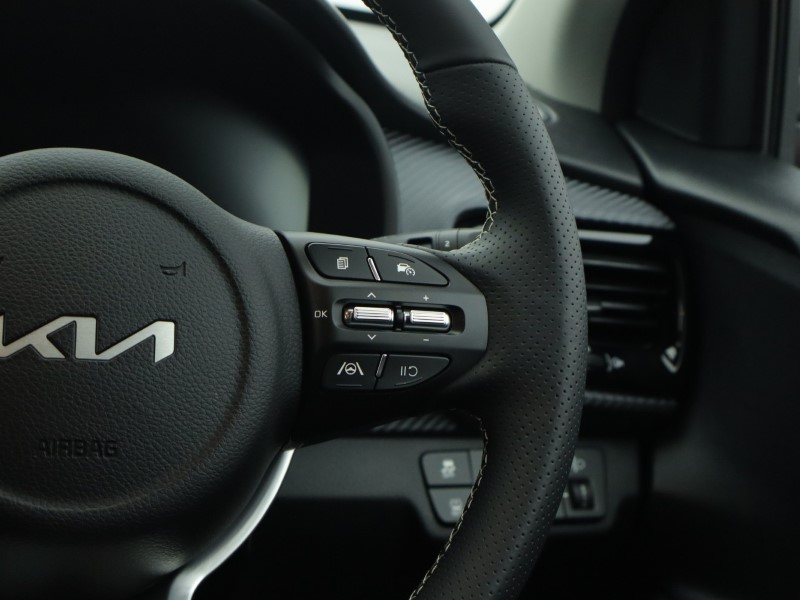 Used Kia Stonic 2025 for sale - 76981525: Photo 16