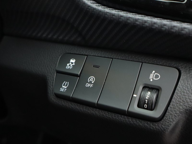 Used Kia Stonic 2025 for sale - 76981525: Photo 19