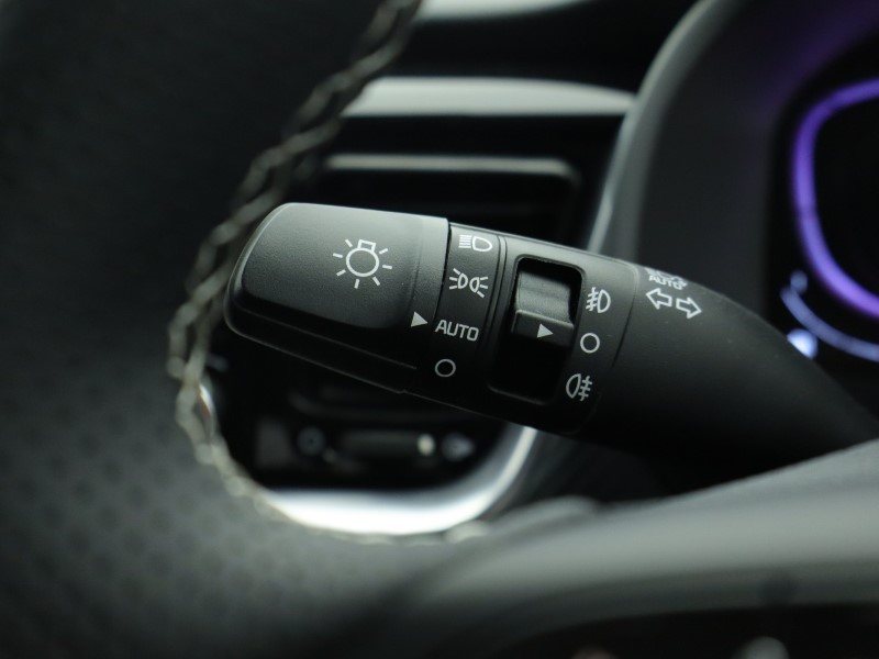 Used Kia Stonic 2025 for sale - 76981525: Photo 29