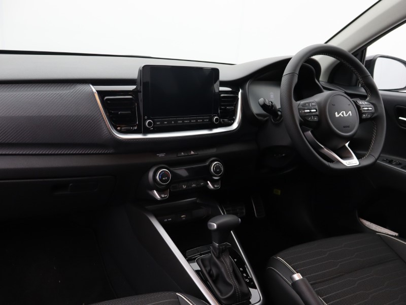 Used Kia Stonic 2025 for sale - 76981525: Photo 8