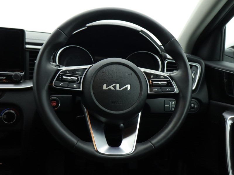 Used Kia XCeed 2023 for sale - 76981885: Photo 17