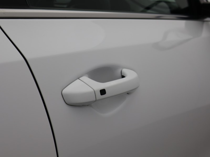 Used Kia XCeed 2023 for sale - 76981885: Photo 20