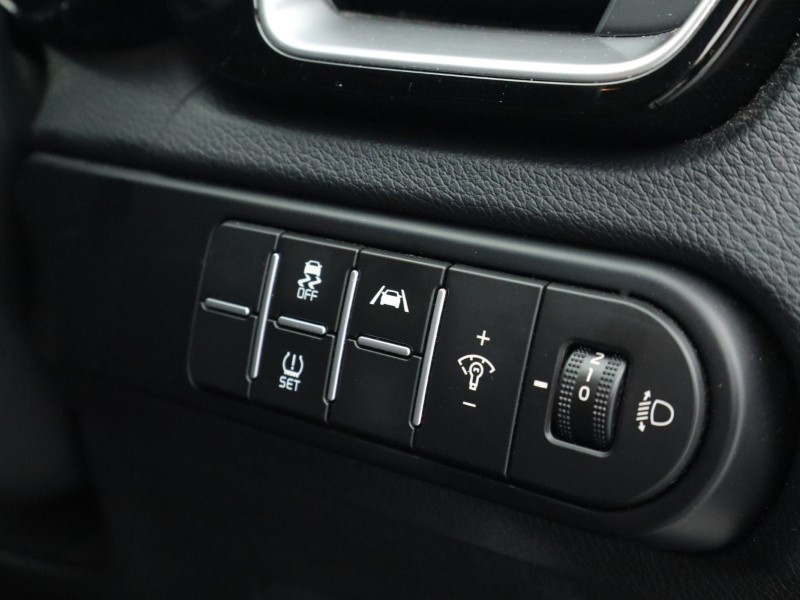 Used Kia XCeed 2023 for sale - 76981885: Photo 23