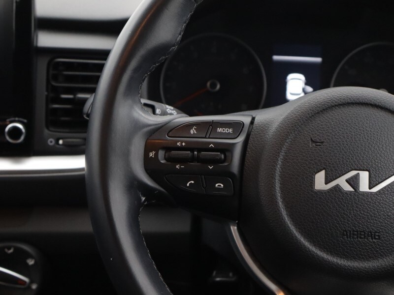 Used Kia Stonic 2023 for sale - 77997069: Photo 18