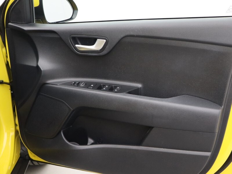 Used Kia Stonic 2023 for sale - 77997069: Photo 20