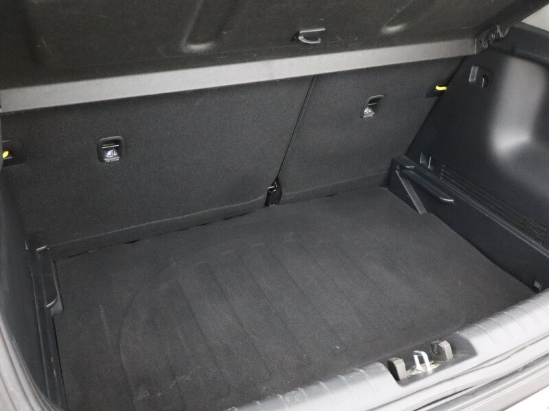 Used Kia Stonic 2023 for sale - 77997069: Photo 35