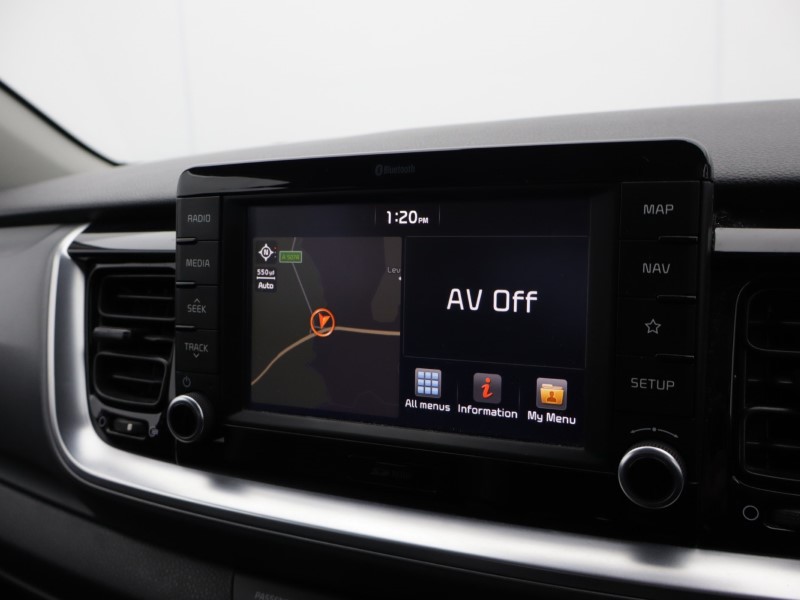 Used Kia Stonic 2018 for sale - 77918148: Photo 24