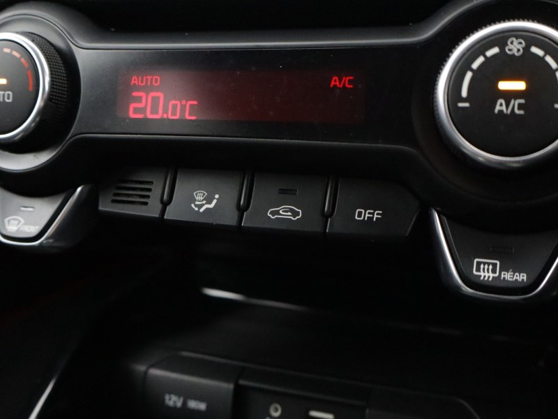 Used Kia Stonic 2018 for sale - 77918148: Photo 35