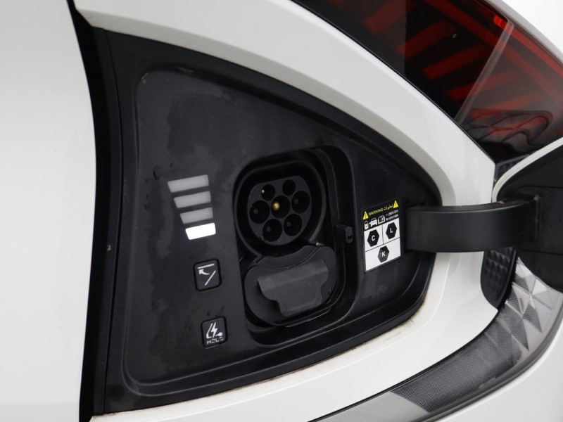 Used Kia EV6 2022 for sale - 77519385: Photo 48