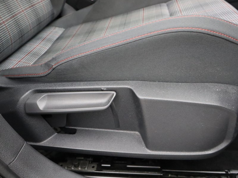 Used Volkswagen Golf 2020 for sale - 76982006: Photo 34