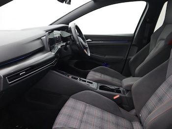 Used Volkswagen Golf 2020 for sale - 76982006: Photo