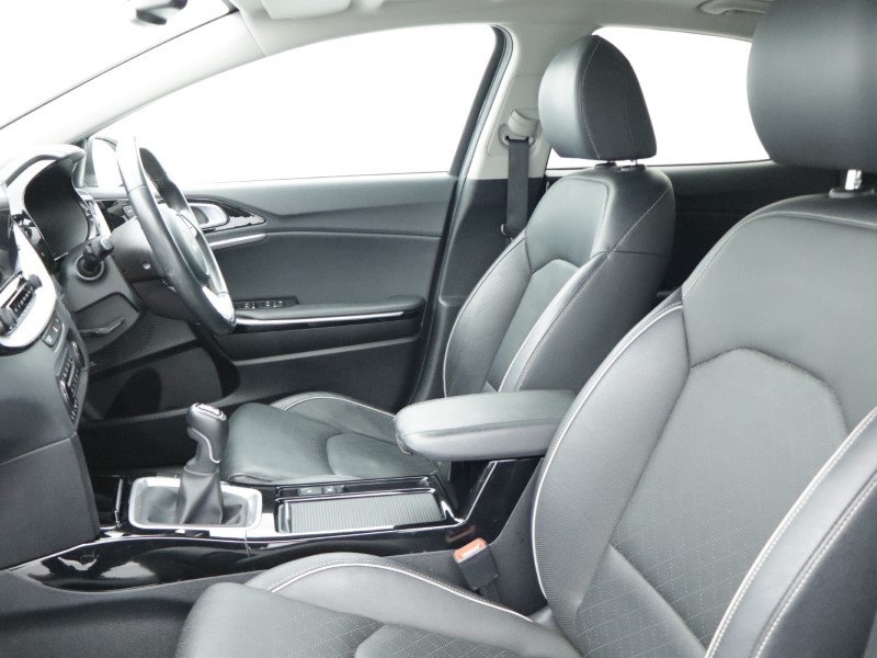 Used Kia XCeed 2022 for sale - 77420543: Photo 3