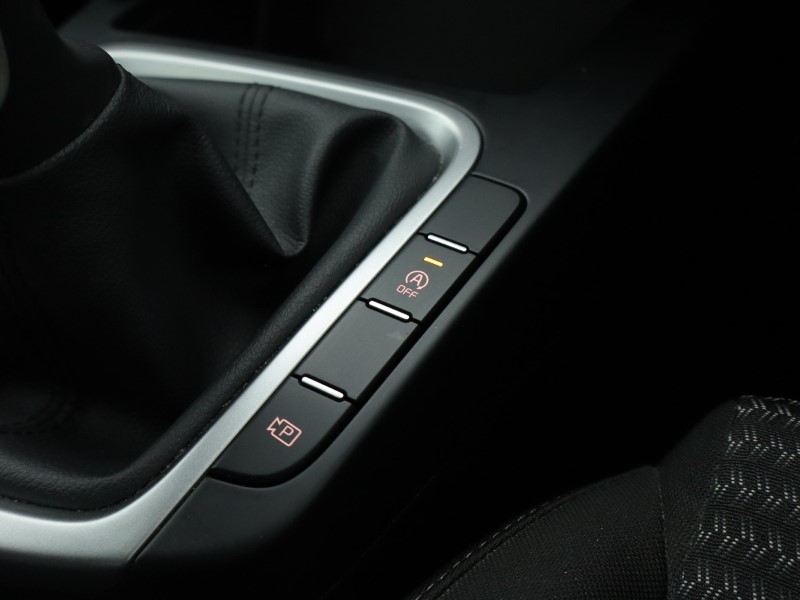 Used Kia XCeed 2023 for sale - 76981706: Photo 32