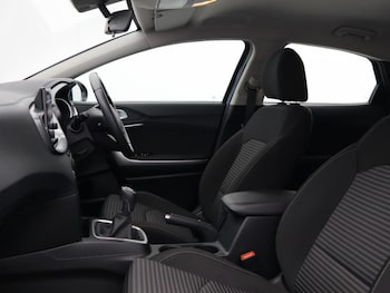 Used Kia XCeed 2023 for sale - 76981706: Photo