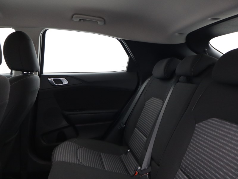 Used Kia XCeed 2023 for sale - 76981706: Photo 4