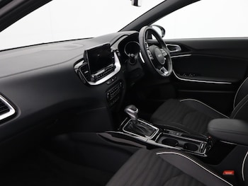 Used Kia Ceed 2025 for sale - 78984386: Photo