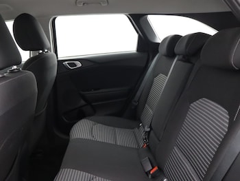Used Kia Ceed 2025 for sale - 78984384: Photo