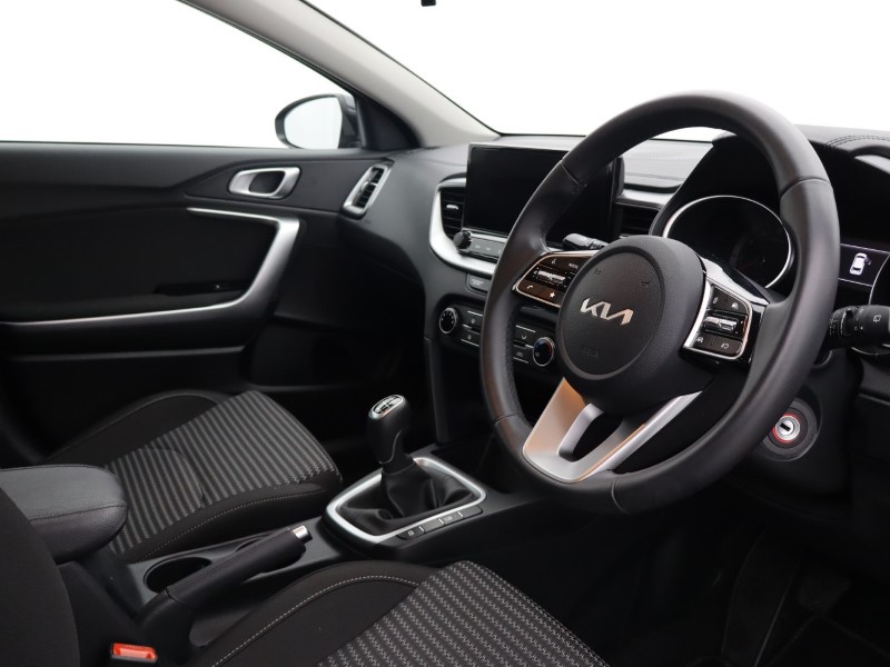 Used Kia Ceed 2025 for sale - 76981105: Photo 13