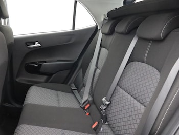 Used Kia Picanto 2024 for sale - 77965440: Photo