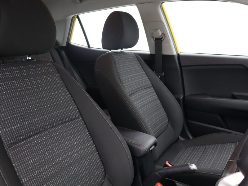 Used Kia Stonic 2022 for sale - 76980997: Photo 13