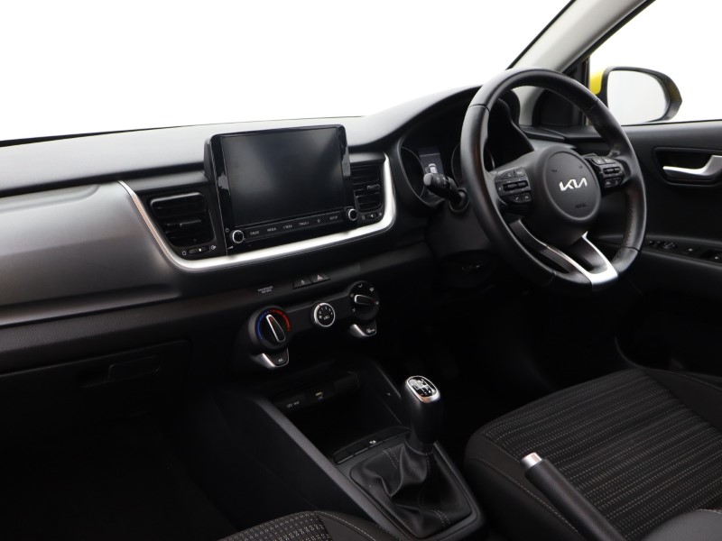 Used Kia Stonic 2022 for sale - 76980997: Photo 15