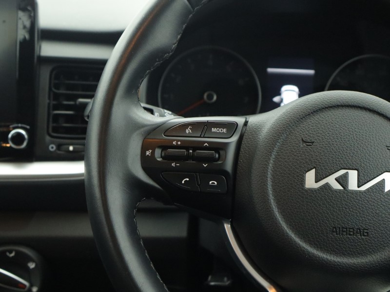 Used Kia Stonic 2022 for sale - 76980997: Photo 17