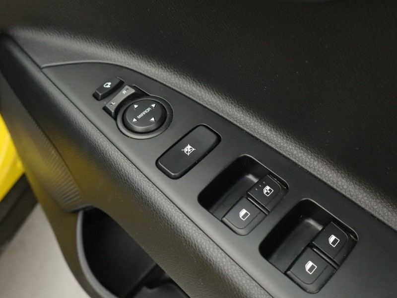 Used Kia Stonic 2022 for sale - 76980997: Photo 21