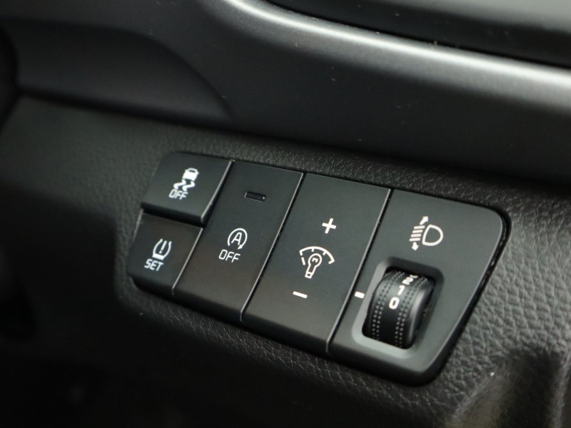 Used Kia Stonic 2022 for sale - 76980997: Photo 22