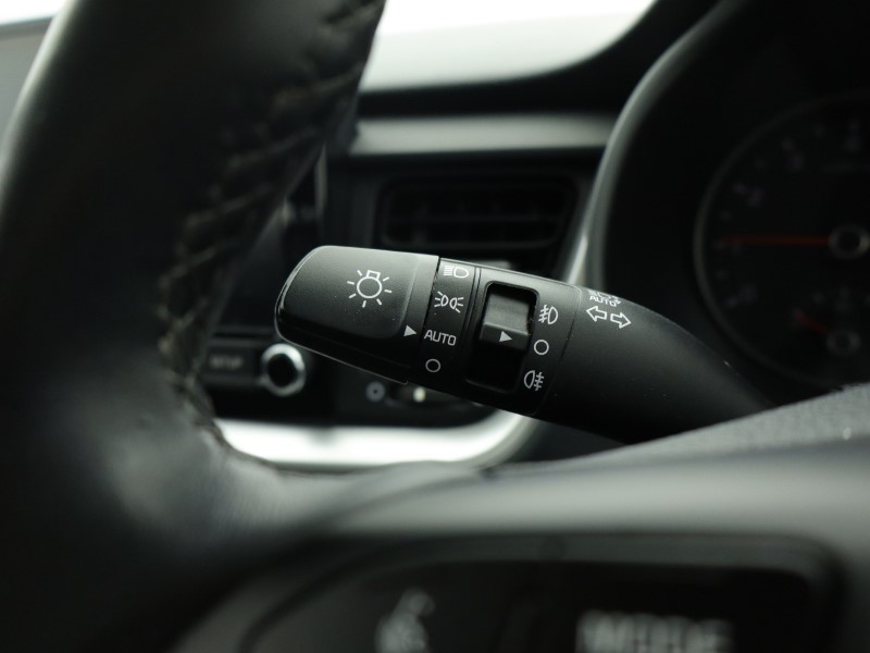 Used Kia Stonic 2022 for sale - 76980997: Photo 32