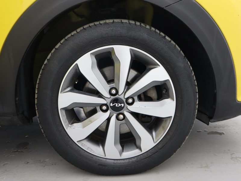 Used Kia Stonic 2022 for sale - 76980997: Photo 5