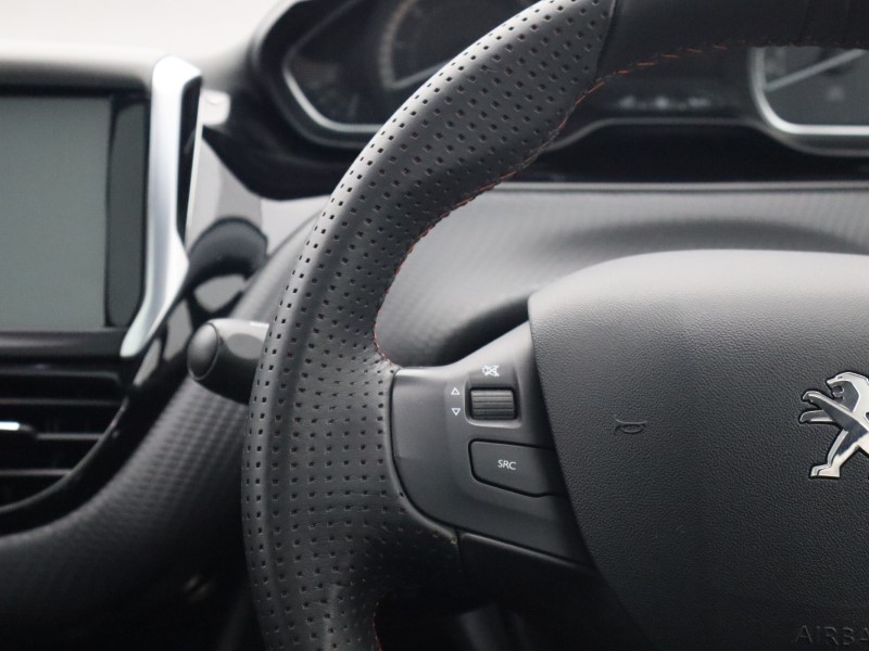 Used Peugeot 2008 2019 for sale - 76981289: Photo 17