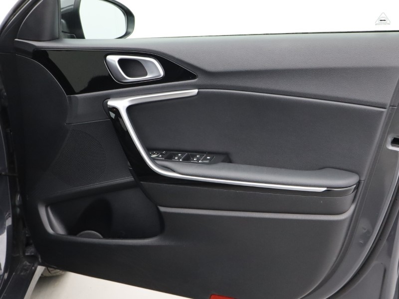 Used Kia Ceed 2023 for sale - 77581460: Photo 22