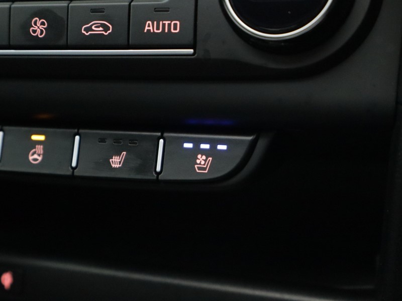 Used Kia XCeed 2022 for sale - 77326469: Photo 33