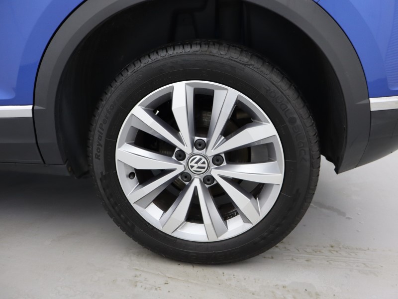 Used Volkswagen T-Roc 2018 for sale - 76981896: Photo 10